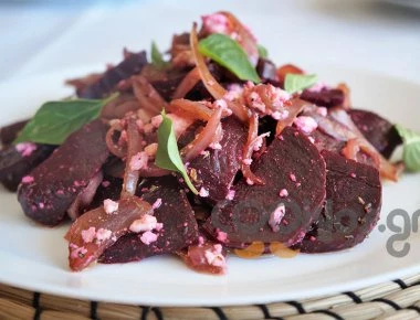 Η συνταγή της Ημέρας: Παντζάρια με καραμελωμένα κρεμμύδια